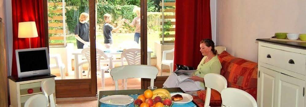 Lagrange Grand Bleu Vacances - Residence La Closerie Barjac  Eksteriør billede